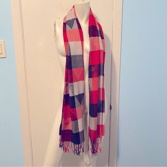 Red / Gray - Picture 3 of 4